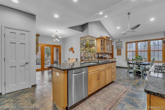 7424 Stonebrook Drive, Canton, MI 48187