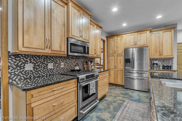 7424 Stonebrook Drive, Canton, MI 48187