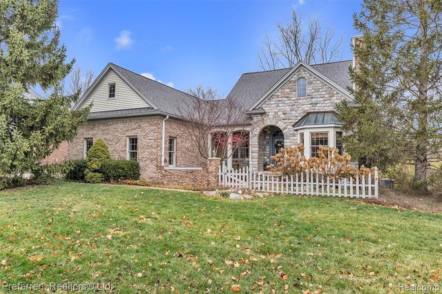 7424 Stonebrook Drive, Canton, MI 48187