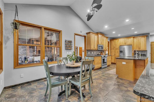 7424 Stonebrook Drive, Canton, MI 48187