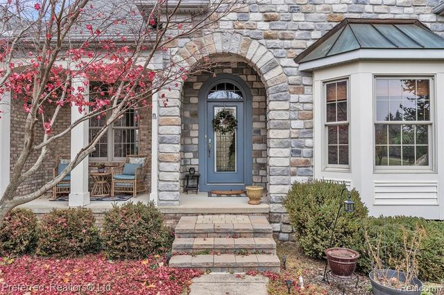 7424 Stonebrook Drive, Canton, MI 48187