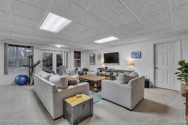 7424 Stonebrook Drive, Canton, MI 48187