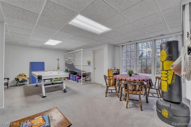 7424 Stonebrook Drive, Canton, MI 48187