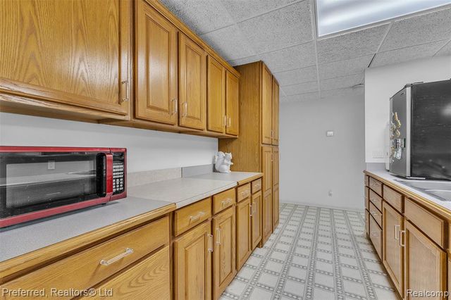 7424 Stonebrook Drive, Canton, MI 48187