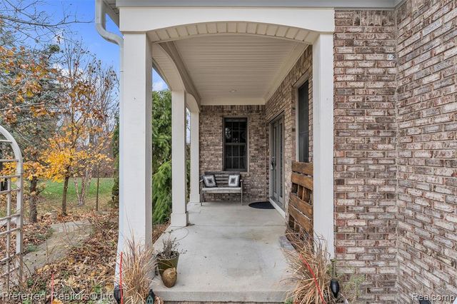 7424 Stonebrook Drive, Canton, MI 48187