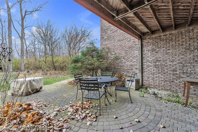 7424 Stonebrook Drive, Canton, MI 48187