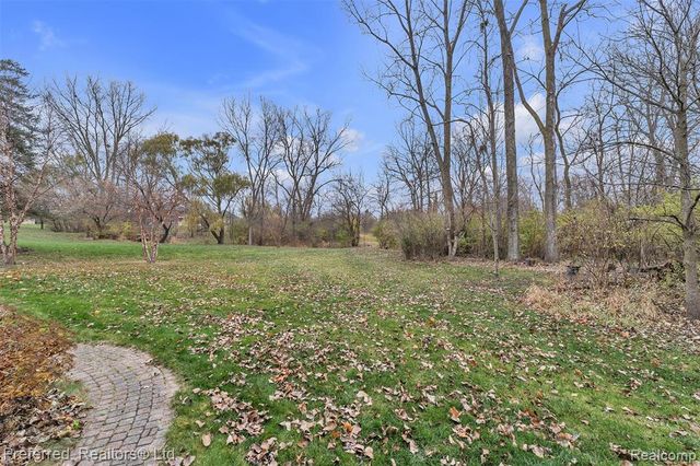 7424 Stonebrook Drive, Canton, MI 48187