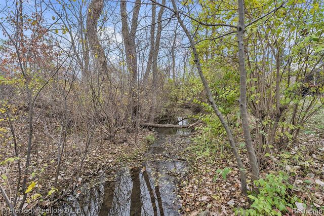 7424 Stonebrook Drive, Canton, MI 48187