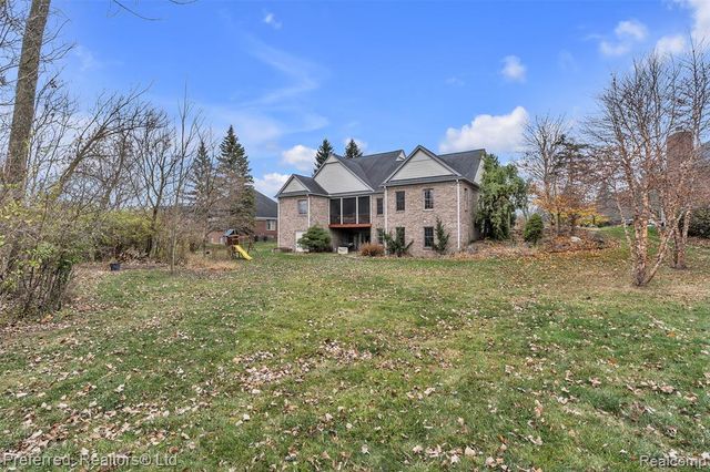 7424 Stonebrook Drive, Canton, MI 48187