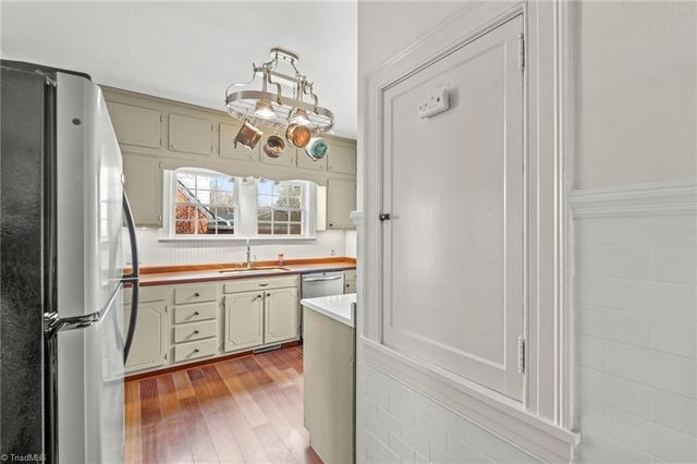 1006 Hamilton Street, High Point, NC 27262