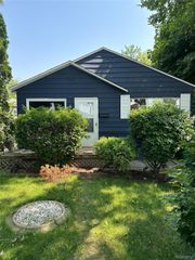 1580 University Avenue, Lincoln Park, MI 48146
