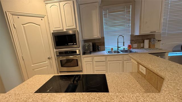 11020 Coralberry Drive, Frisco, TX 75033