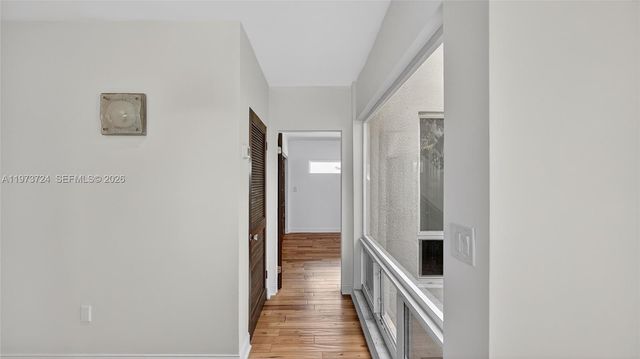 3226 NE 168th St, North Miami Beach, FL 33160