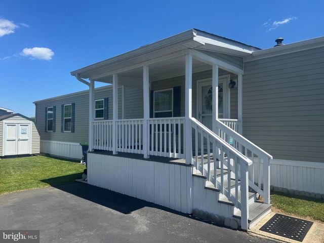 10 LANTERN LN, Rehoboth Beach, DE 19971