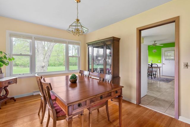 2625 Fairhaven Road, Davenport, IA 52803