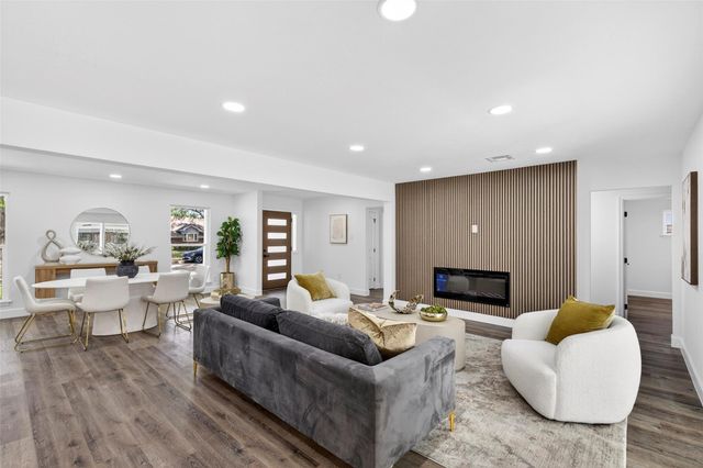 5447 Darnell Street, Houston, TX 77096