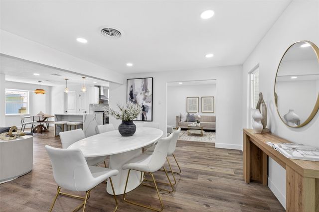 5447 Darnell Street, Houston, TX 77096