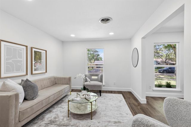 5447 Darnell Street, Houston, TX 77096