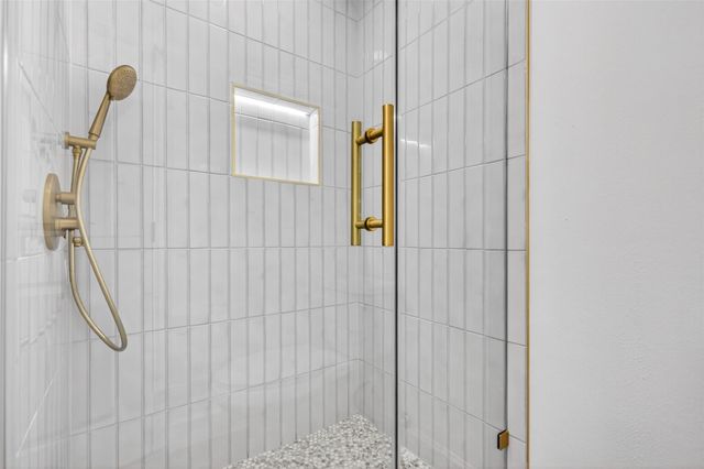 5447 Darnell Street, Houston, TX 77096