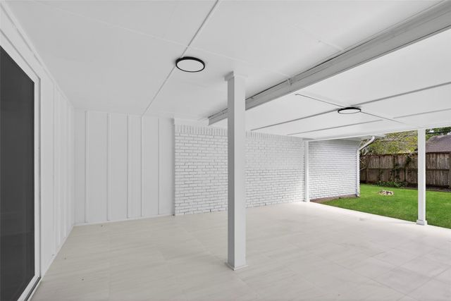 5447 Darnell Street, Houston, TX 77096