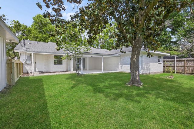 5447 Darnell Street, Houston, TX 77096