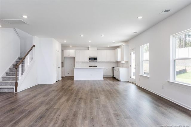 186 Hickory Grove Drive, Sanford, NC 27330