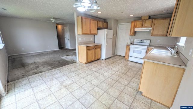 3163 Glendale Av NE, Salem, OR 97301