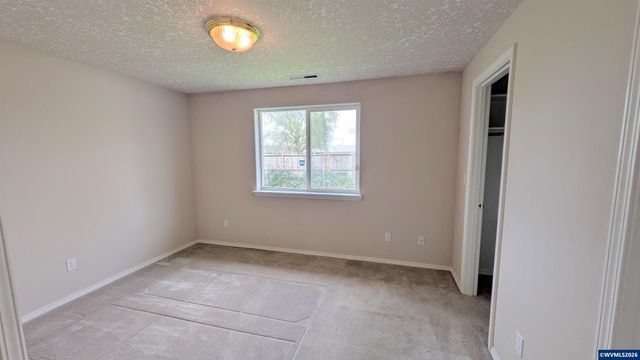 3163 Glendale Av NE, Salem, OR 97301