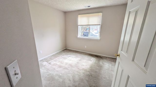 3163 Glendale Av NE, Salem, OR 97301