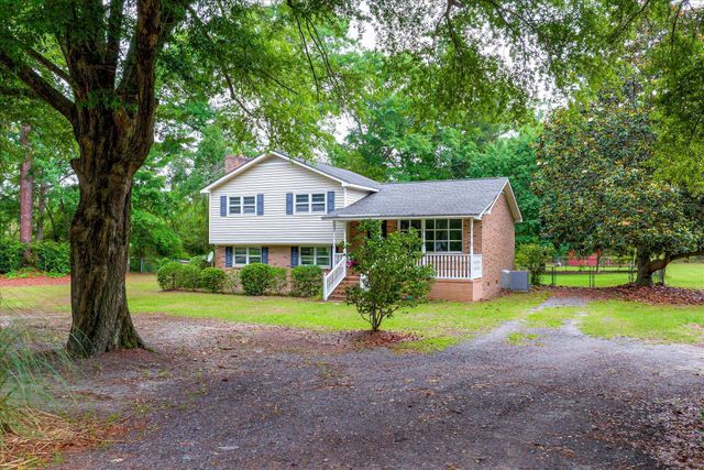 15430 U.S. 78, Williston, SC 29853