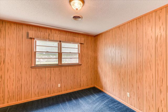 15430 U.S. 78, Williston, SC 29853
