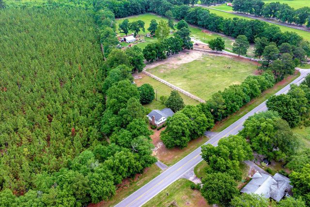 15430 U.S. 78, Williston, SC 29853
