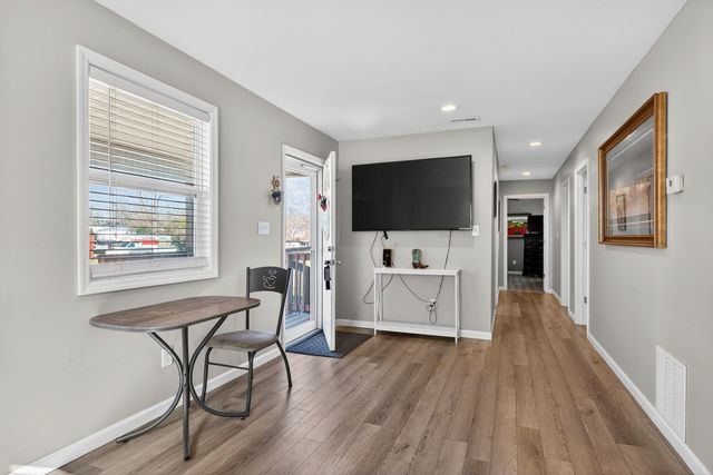 433 449 Young Drive, Nicholasville, KY 40356