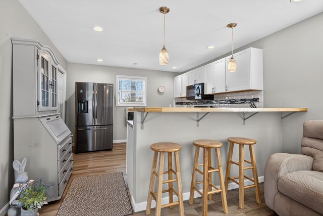 433 449 Young Drive, Nicholasville, KY 40356