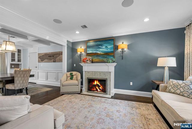 159 Hampton Place, Ridgewood, NJ 07450