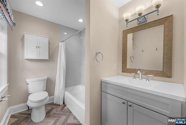159 Hampton Place, Ridgewood, NJ 07450