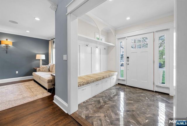 159 Hampton Place, Ridgewood, NJ 07450