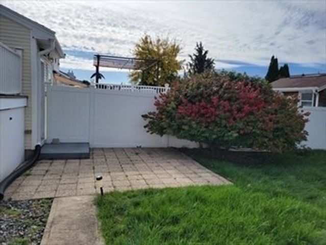 26 Philomenia Ave B, Revere, MA 02151