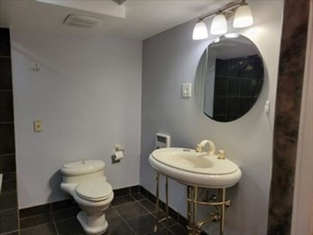 26 Philomenia Ave B, Revere, MA 02151