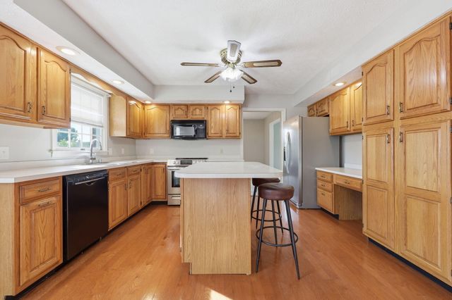 250 Savannah Drive, Nicholasville, KY 40356