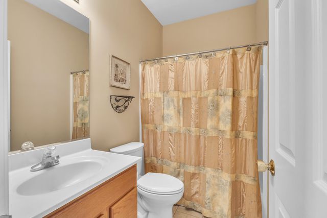 10015 Prairie Knoll Court, St. John, IN 46373