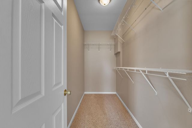 10015 Prairie Knoll Court, St. John, IN 46373