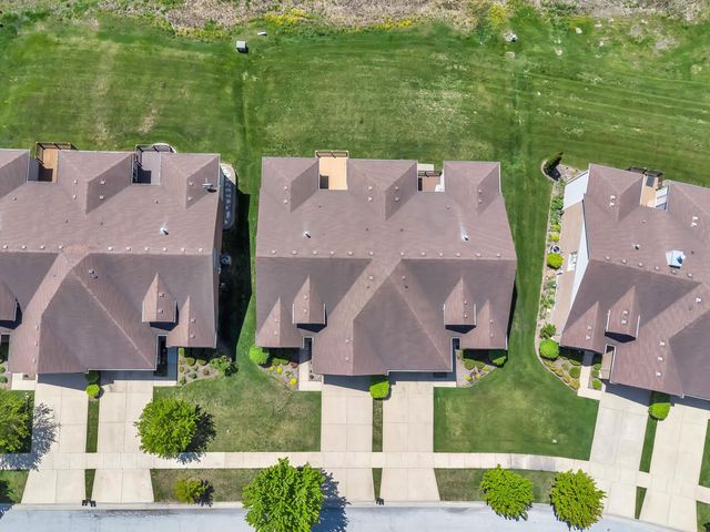 10015 Prairie Knoll Court, St. John, IN 46373