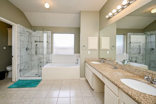 4426 Eaglewood Trail Drive, Fresno, TX 77545