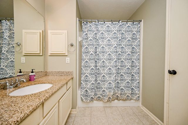 4426 Eaglewood Trail Drive, Fresno, TX 77545