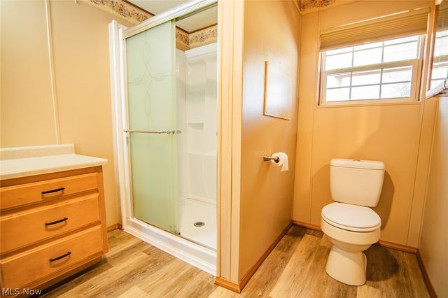 13533 Emerson Avenue, Williamstown, WV 26187