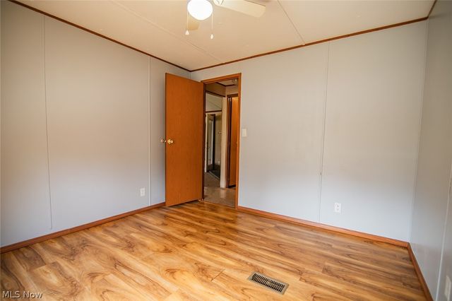 13533 Emerson Avenue, Williamstown, WV 26187