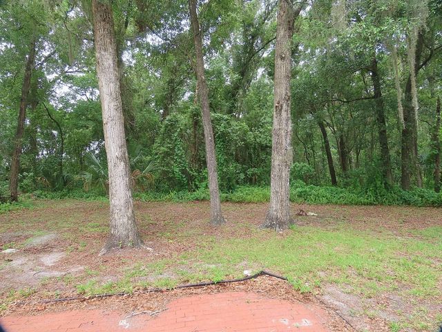 1174 FERN LANE, Deland, FL 32724