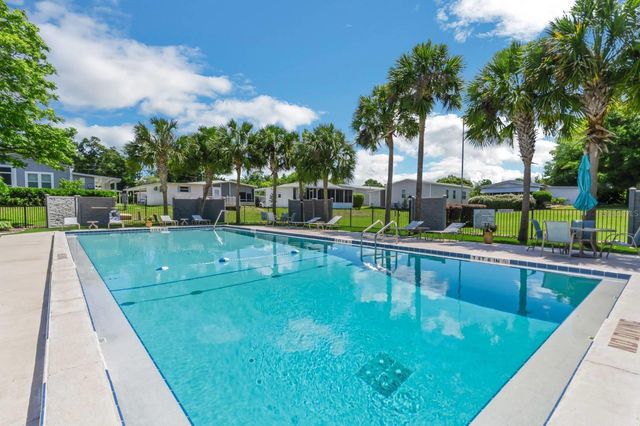 1174 FERN LANE, Deland, FL 32724