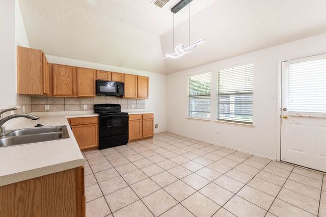 523 Pinto Lane, Forney, TX 75126